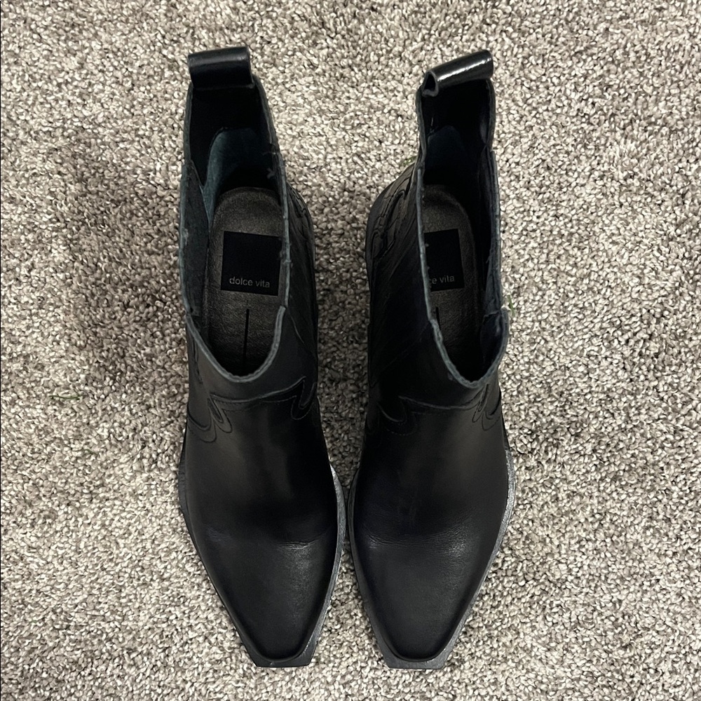 Dolce Vita Western Black Leather Ankle Boot - Picture 2 of 7